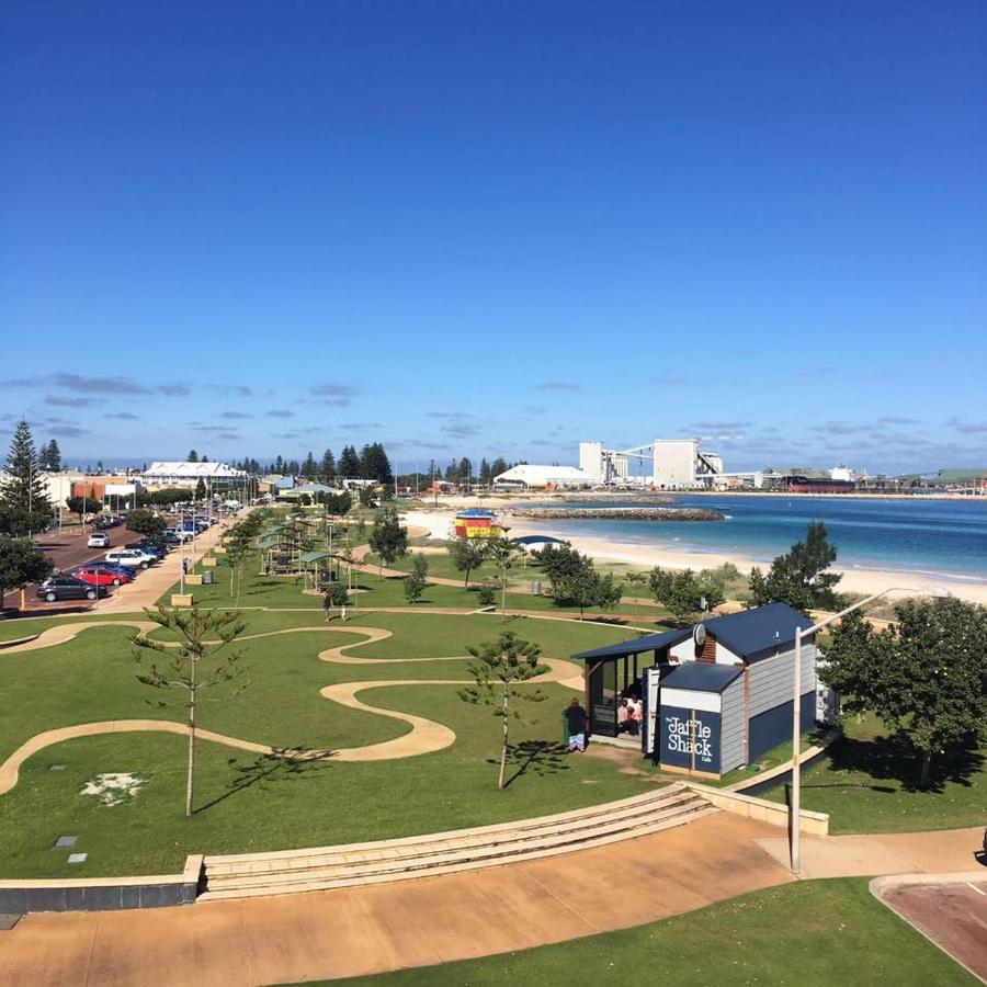 Geraldton'S Ocean West Holiday Units & Short Stay Accommodation Exterior photo